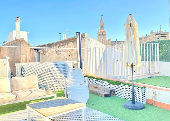 Top-Notch Downtown House With Private Rooftop Terrace And Parking Opt