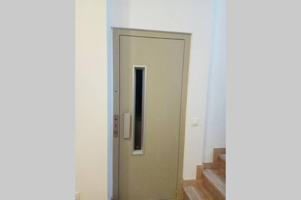 Top-notch Downtown House With Private Rooftop Terrace And Parking Opt Sevilha